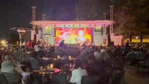 Elif Avcı Bodrum’da Sahne Aldı! Türkülerle Dolu Geceye Büyük İlgi