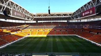 Galatasaray-Fenerbahçe Derbisi Öncesi Dikkat Çeken İstatistik! RAMS Park'ta Hangi Takım Üstün?