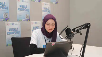 BTÜ öğrencileri "Sesli Kampüs" projesiyle görme engellilere destek oluyor.