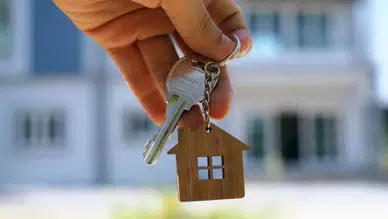 Kirada Yaşayan Emeklilere Büyük Müjde: Devlet Ev Sahibi Yapacak