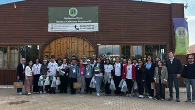 İzmir’de Örnek Proje: Gençler Meslekleri Atölyelerde Tanıdı