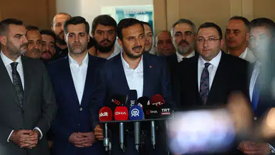 Üsküdar'da yeni dönem başladı! AK Parti'den ilk mesaj: Şimdi hizmet zamanı