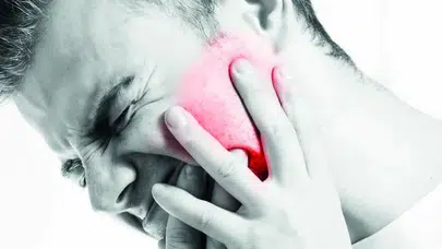 UZM. DR. OSMAN ÇETİN CEVAPLIYOR… ÇENE KİSTİ TEDAVİ EDİLMEZSE NE OLUR?