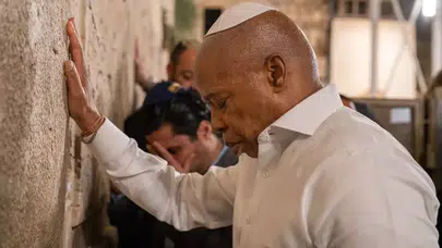 Eric Adams’tan İsrail’e Tartışma Yaratan Veda: Koltuğu Bırakmadan Son Mesajlarını Verdi