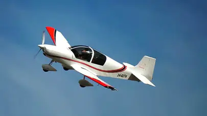 Havada çarpıştılar! Sidney'de iki uçağın çarpışma anı paniğe yol açtı