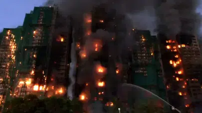 Hong Kong’daki site yangını nasıl çıktı? Yangının yayılmasında hangi ihmaller etkili oldu?