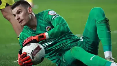 Dominik Livakovic’ten Fenerbahçe’ye sitem dolu mesaj: “Kabul edin, gideyim!”