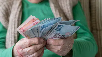 2026 Zam Bombası Patladı! En Düşük Emekli Maaşı 19 Bin TL’ye Dayanıyor