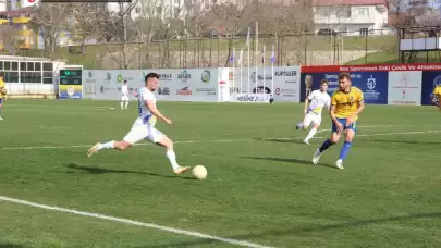 Belediye Derincespor Menemen FK'yı 3-2 mağlup etti!