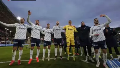 Fenerbahçe, Alanyaspor'u 2-0 mağlup ederek galibiyet serisini 6 maça çıkardı