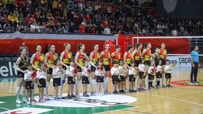 Göztepe Voleybol, Play-off Yarı Finalinde İlk Maçı Kazandı ve İleriye Bakıyor