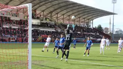 Nesine 3. Lig Yükselme Play-Off'ta Kahramanmaraş İstiklalspor, Zonguldakspor'u 2-0 mağlup etti