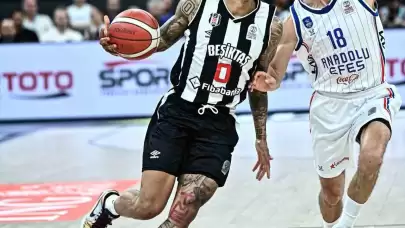 "A. Efes Beşiktaş'ı 94-87 mağlup ederek play-off serisinde üstünlük sağladı"