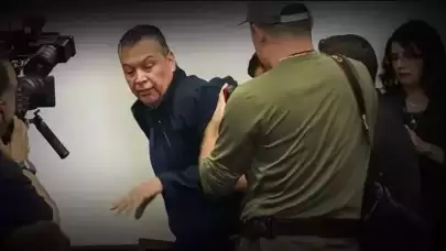 Senatöre Ters Kelepçe