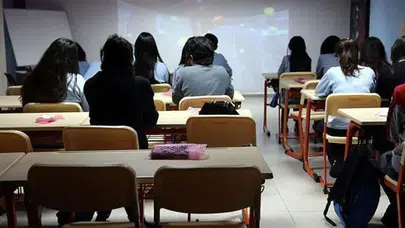 2025-2026 Eğitim Öğretim Yılı Takvimi Açıklandı: Bu Yıl Okullarda Ramazan Bayramı Tatili Yok