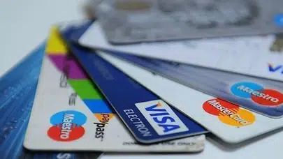 Kredi kartı faiz oranları düşürüldü mü? 1 Ağustos itibarıyla yeni faiz oranları neler?