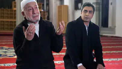 Kurtlar Vadisi Geri Dönüyor mu? Ömer Baba Rolündeki Emin Olcay Resti Çekti!