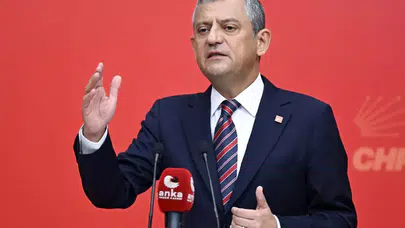 Özgür Özel'den Gazze İçin Meclis Resti: "Cuma Günü O Koltuklar Boş Kalmasın!"