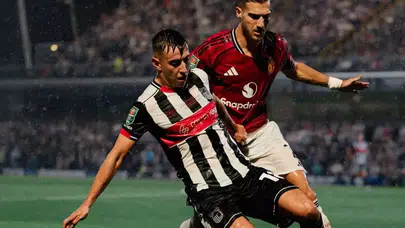 Manchester United’dan Tarihi Rezalet: 4. Lig Ekibine Penaltılarda Elendiler!