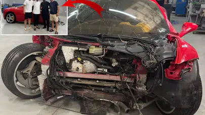 Hurdaya Dönen 15 Milyonluk Ferrari Futbolcunun Oldu! Sürpriz Satış Sosyal Medyayı Salladı