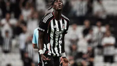 Beşiktaş Rövanşta Yıkıldı! Tribünlerden “Herkes Kendine Gelsin” Tepkisi