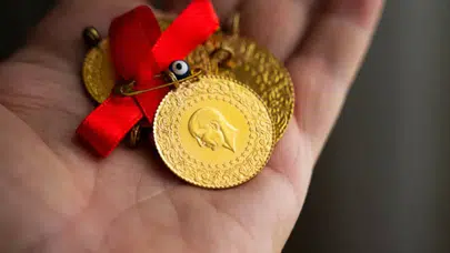 Altın Fiyatlarında Şok Rekor! Gram ve Ons Altın Uçuşa Geçti: İşte 2 Eylül 2025 Güncel Rakamlar