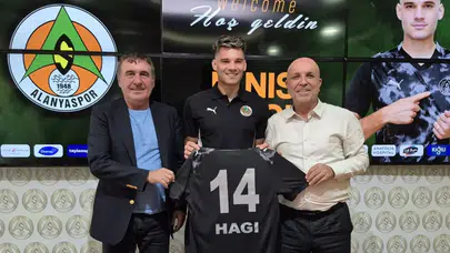 Ianis Hagi kimdir, hangi takımlarda oynadı? Alanyaspor’a neden transfer oldu?