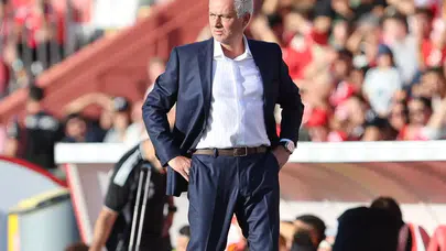 Benfica’da Mourinho’dan “takım elbiseli” mesaj: Artık işler değişti mi?