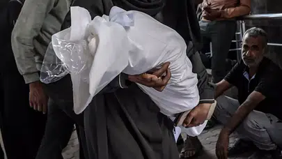 “Güvenli bölge” dediler, bebek öldü: İsrail’in Mevasi saldırısı yürek yaktı