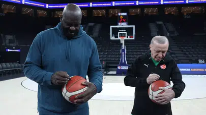 Devler Sahada! Erdoğan ile Shaquille O’Neal’ın Yan Yana Geldiği O Anlar