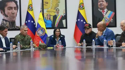 Koltuğa Oturur Oturmaz ABD Destekçilerine Gözaltı Emri Verdi! Delcy Rodriguez'den Sert Başlangıç