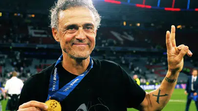 Luis Enrique 2025'te hangi kupaları kazandı? PSG ile kazandığı 6 kupa