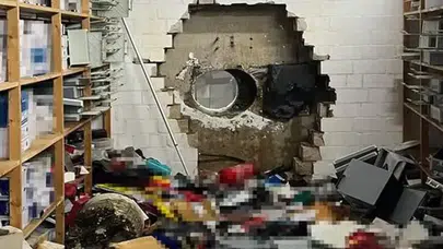 Almanya Gelsenkirchen Sparkasse Banka Soygununda Ne Oldu? Kasalar Nasıl Delindi?