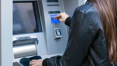 Banka İşlemlerinde Yeni Dönem! 200 Bin TL Üzeri Transferlerde Bu Hatayı Yapmayın