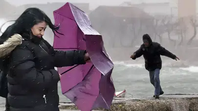 Meteoroloji hangi iller için sarı kodlu uyarı verdi? 63 ilde kar ve fırtına tehlikesi
