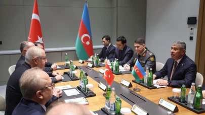 Yaşar Güler, Azerbaycanlı Mevkidaşıyla Bir Araya Geldi