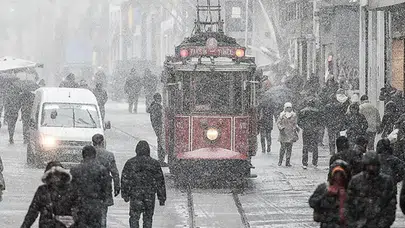 Trakya’dan Gelen Soğuk Hava Türkiye’yi Vuracak: İstanbul’da Kar Alarmı