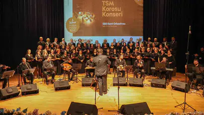 Sakarya’da Hüzzam Makamı Büyüledi: SAMEK Türk Sanat Müziği Korosu’ndan Dolu Salona Konser