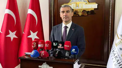 Afyonkarahisar Valisi Dr. Naci Aktaş Göreve Başladı: Vatandaş Kapısı Her Zaman Açık