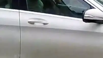 “Bebek’te Trafikte Dans Eden Kadın Şaşırttı: Bipolar Bozukluğu Nedeniyle Hastaneye Yatırıldı”