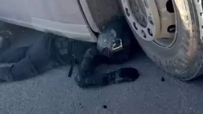 Adana’da Ölümle Burun Buruna Gelen Motosikletçi ve Hayat Kurtaran Detay