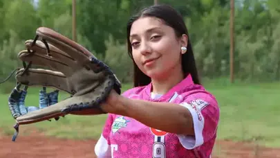 Üç Kez Kanseri Yenen Milli Sporcu Sevdenur Gülçiçek Vefat Etti: Azmi ve Başarılarıyla Hatırlanacak