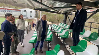 Yığılca İlçe Stadında Tribün Çalışmaları Sürüyor: Modern ve Güvenli Spor Altyapısı