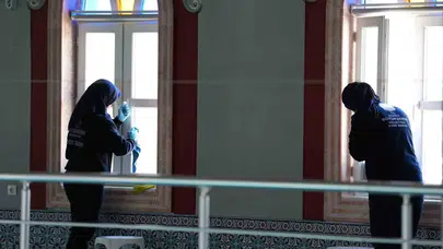 Denizli Büyükşehir Belediyesi’nden Ramazan Öncesi Camilerde Temizlik Seferberliği