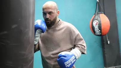 Ağır Yaralanan Boksör Muhammed Fatih Ertören, Zorlu Tedavi Sürecinin Ardından Ringlere Döndü