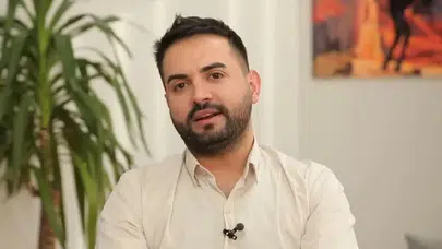 Kadir Ezildi’nin 2026 Geliri Dudak Uçuklattı: Bölüm Başı Ücreti ve Toplam Kazanç Ortaya Çıktı