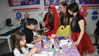 Tepecik Hastanesi’nde Miniklere Moral: “Oyun Her Yerde” Etkinliğiyle Çocuklar Mutlu