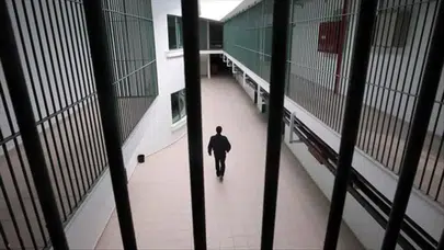 Film Gibi Operasyon! Uyuşturucuyu Midelerinde Sakladılar