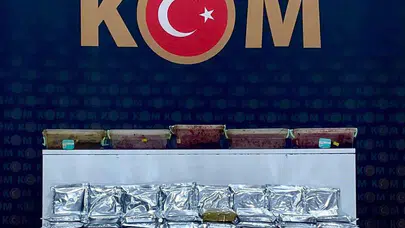 Kars’ta Dev Operasyon: 137 Bin Makaron Ele Geçirildi, 17 Kişi Yakalandı