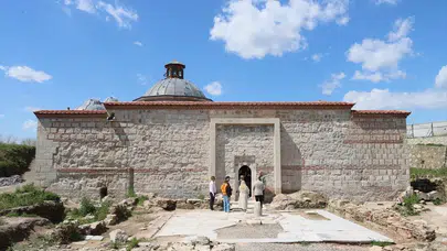 600 Yıllık Osmanlı Mirası Yeniden Açılıyor: Gazi Mihal Hamamı Turizme Kazandırılıyor